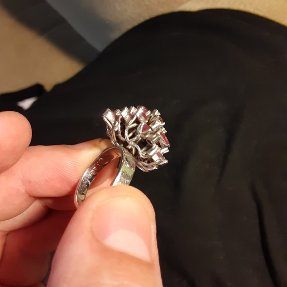 Vintage Platinum Band Ruby Cluster Cocktail Ring Mid Century - Picture 4 of 13